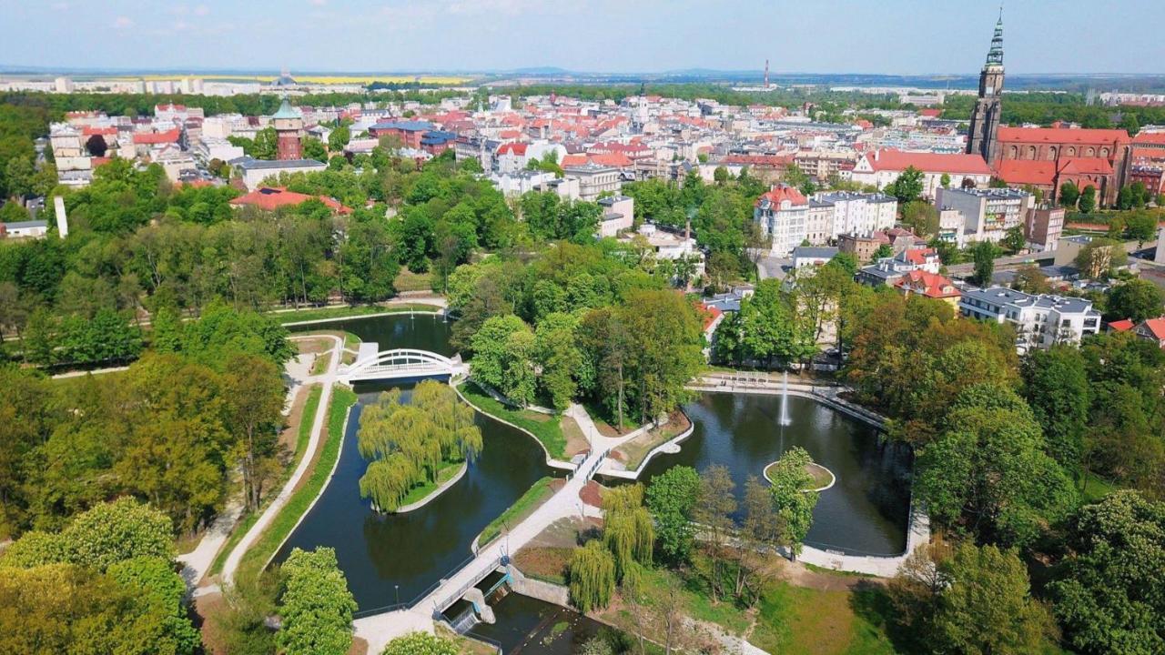 Rynekart Apartment Швидница Екстериор снимка