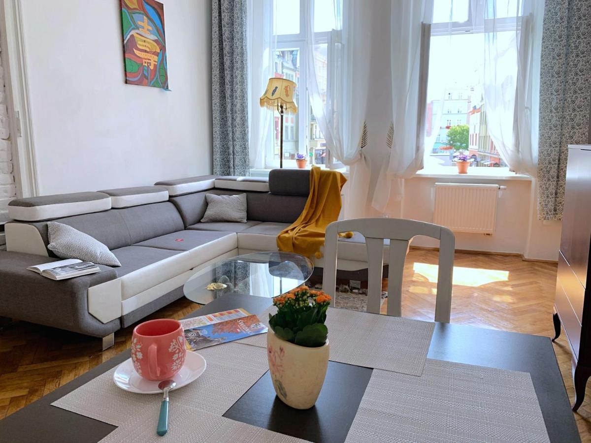 Rynekart Apartment Швидница Екстериор снимка