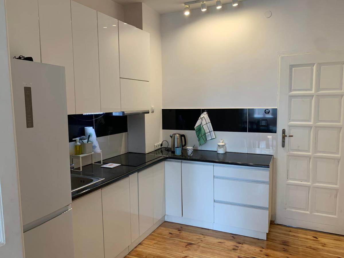 Rynekart Apartment Швидница Екстериор снимка