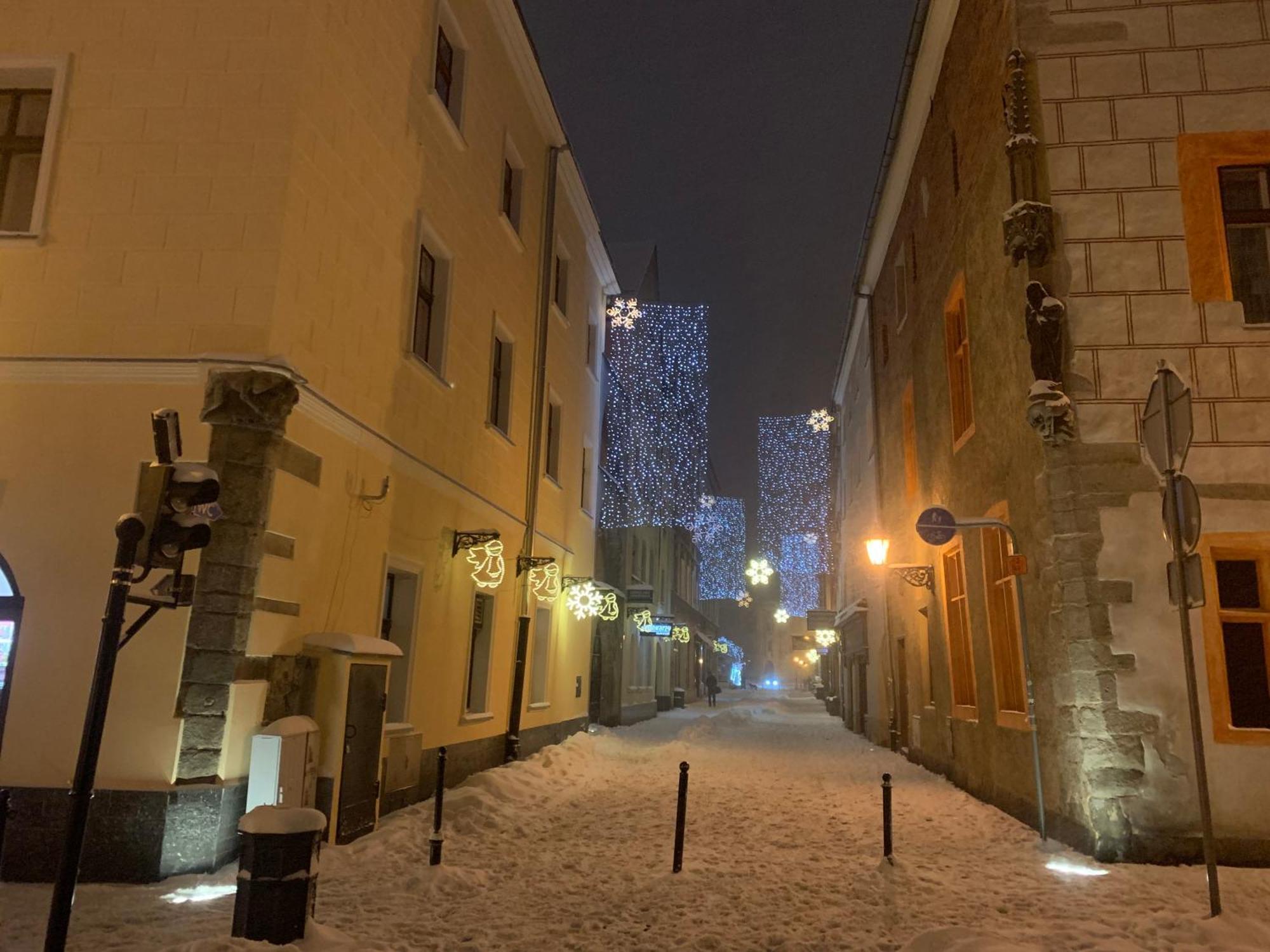 Rynekart Apartment Швидница Екстериор снимка